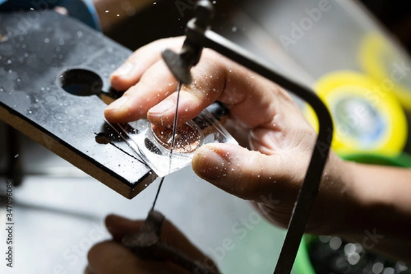 Obraz Coating into the amulet frame, Making amulet frame