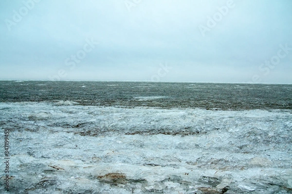 Obraz frozen lake in winter