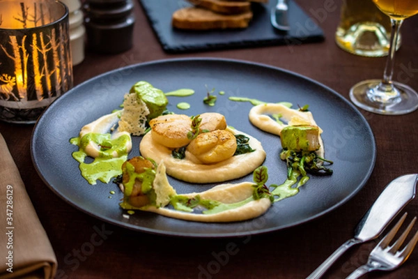 Fototapeta Scallops with potato purée and green sauce