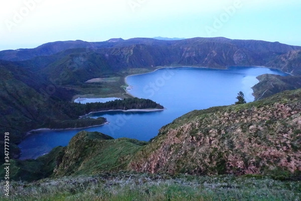 Fototapeta Mountain lake on the azores