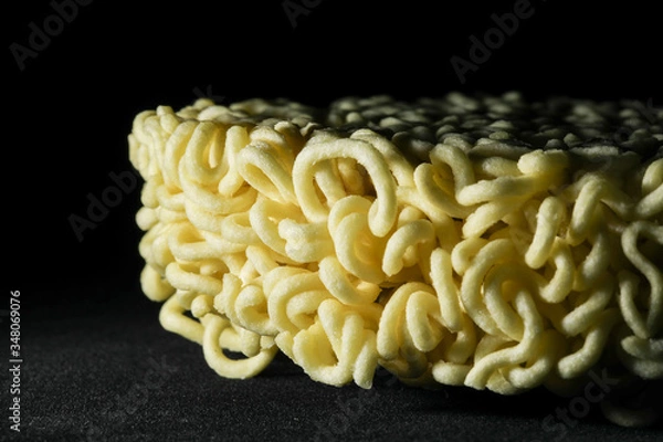 Obraz Round Shape Raw Instant Noodles Background 