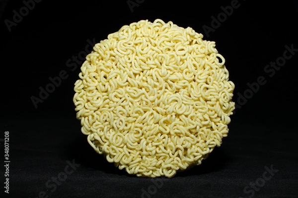 Obraz Round Shape Raw Instant Noodles Background 