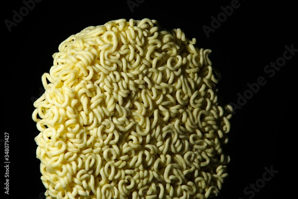 Obraz Round Shape Raw Instant Noodles Background 