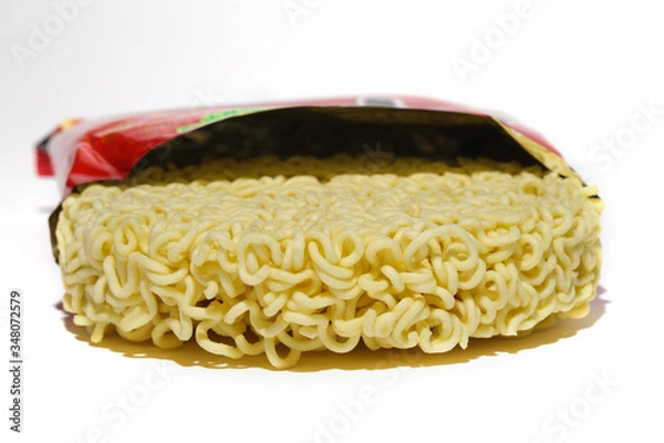 Obraz Round Shape Raw Instant Noodles Background 