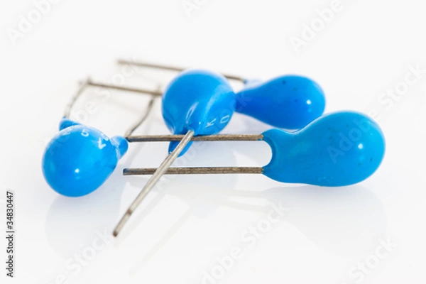 Obraz kondensatory tantalowe