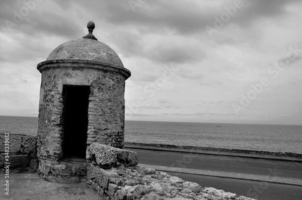 Obraz Vigilant tower in the city wall