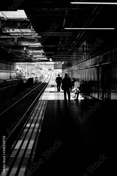 Fototapeta people walking in the subway