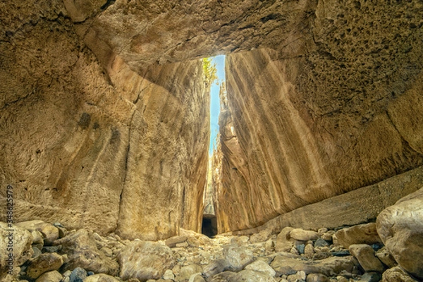 Obraz Titus tunnels are ancient Roman waterways carved into rocks in Besikli Samandağ