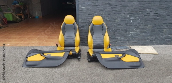 Obraz Restorated Leather seats.