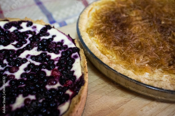 Obraz Apple pie and blueberry pie