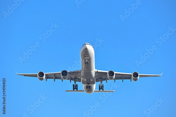 Obraz Airbus A340-600 on landing approach.
