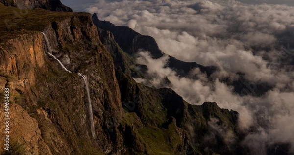 Obraz Tugela falls, Drakensburg, second highest waterfall in the world, taken from the top of the amphitheater