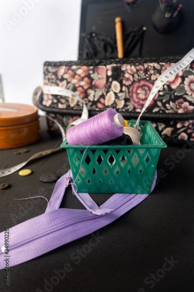 Obraz Thread in a box