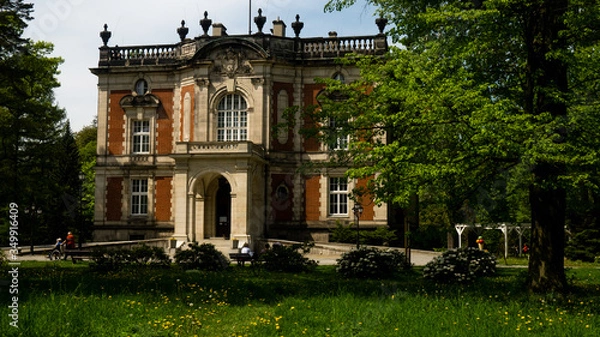 Fototapeta 
View of the historic building called the Bachelor's House (Little Versailles) in the Świerklaniec Park