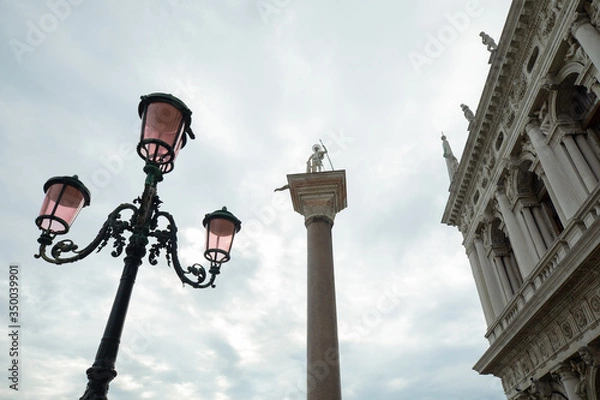 Obraz St. Mark's Square Statues and light posts Venice Italy