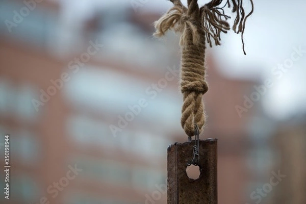Obraz hanging on the rope