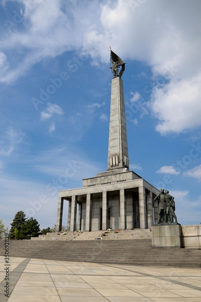 Obraz Slavín, memorial monument