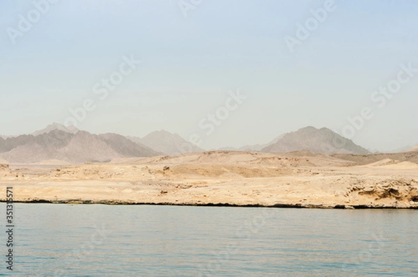 Fototapeta Rest on the white yacht (ship) in the Bay of Sharm El Sheikh. Photo on a sunny day..Holidays in 2018.