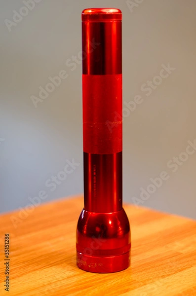 Obraz red flashlight