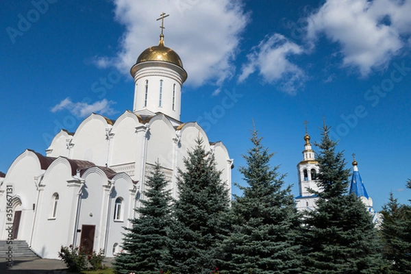 Fototapeta Building of Trinity Cathedral in Zilantov female monastery, Kazan, Russia. Cathedral built in traditional orthodox style. Building is exact twin of famous Cathedral of Trinity Lavra in Sergiev Posad