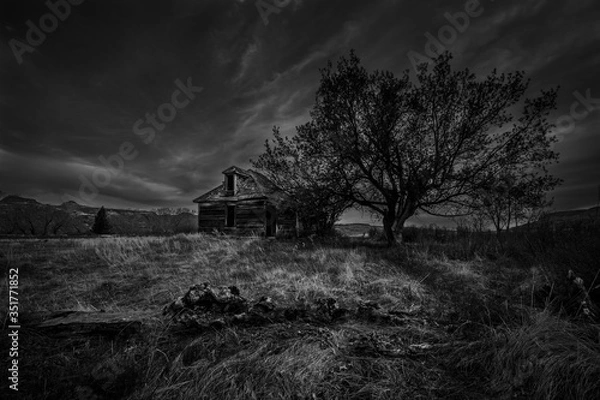 Obraz old abandoned house