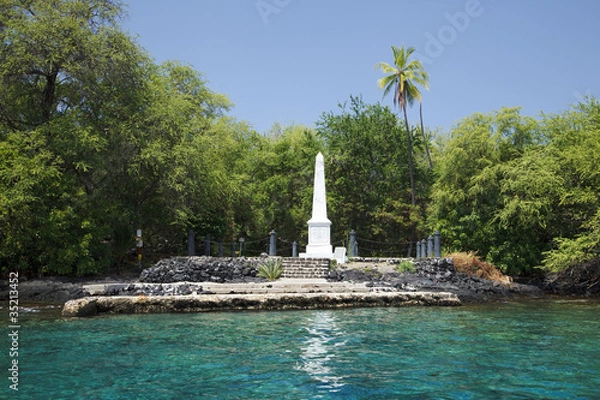 Obraz Captain Cook Monument at Kealakekua Bay, Hawaii