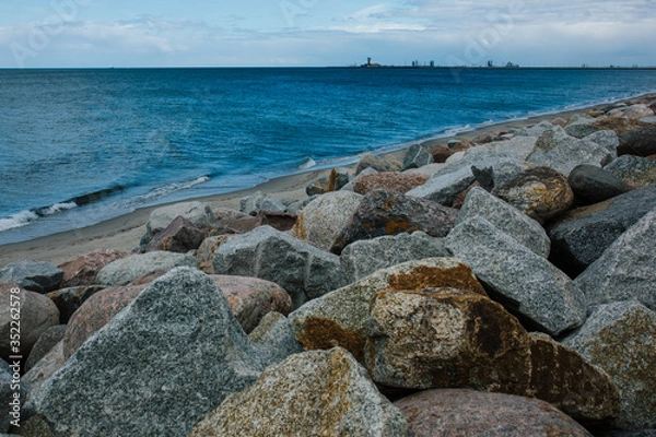 Obraz Kamienie na brzegu morza Bałtyckiego plaża w Gdańsku