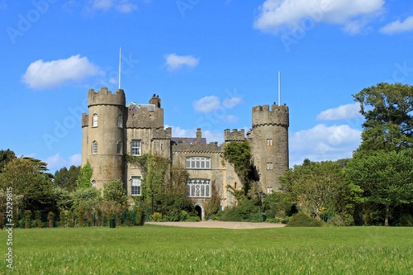 Fototapeta Malahide Castle 2