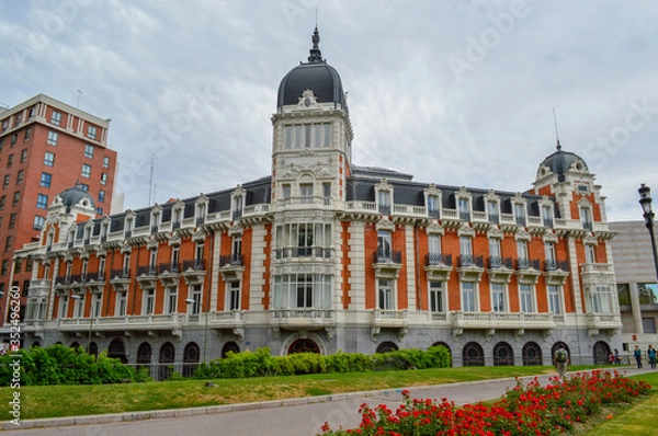 Fototapeta edificio ingles, madrid, arquitectura