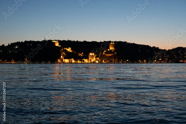 Obraz rumeli hisarı gece 