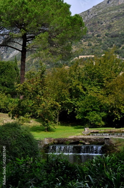 Obraz Giardini di Ninfa