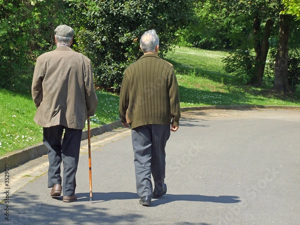 Obraz Ancianos paseando
