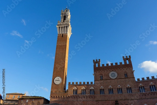 Fototapeta View of the Tower of Mangia in " Piazza del Campo" (Square of Campo) in Siena, Tuscany, Italy