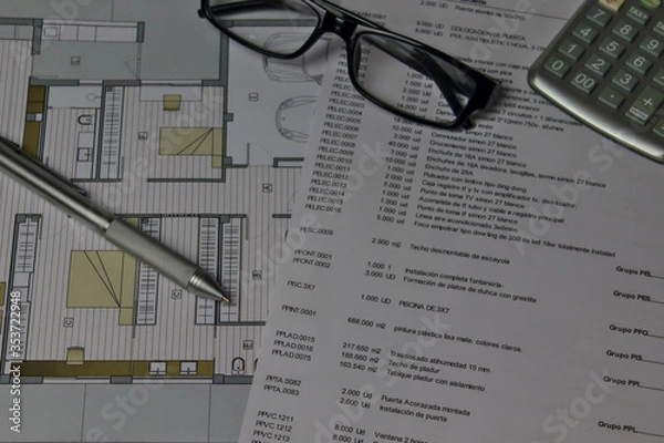 Obraz Concepto de medición y presupuesto de arquitectura, calculo del coste inicial de obra. Financiación, prestamos, tasaciones
