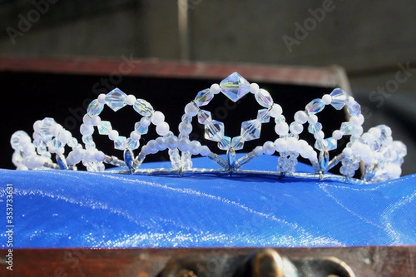 Obraz Beaded tiara