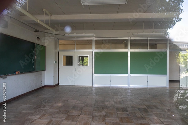 Obraz 廃校の風景　埼玉県春日部市　日本