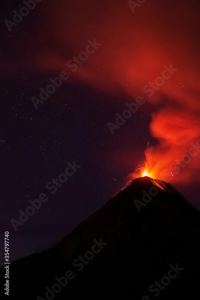 Obraz Night eruption of the volcano of fire, Guatemala