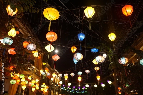 Fototapeta ベトナム・ホイアンのランタン祭り