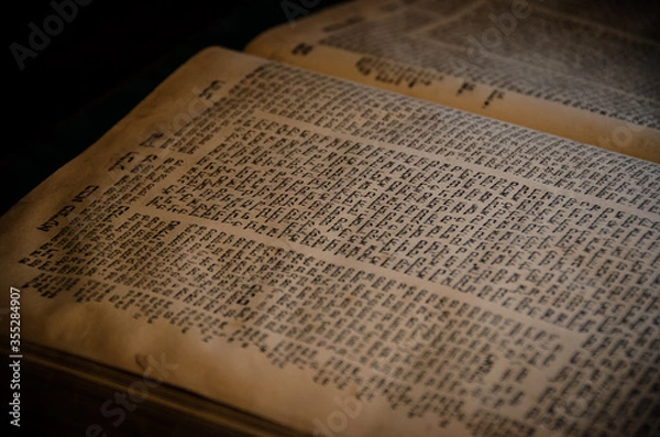 Obraz An open bible in hebrew