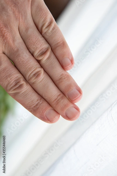 Obraz showing your nails after a manicure