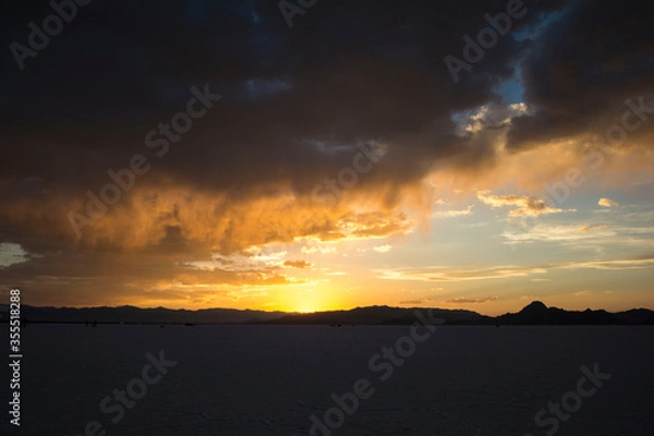 Obraz Sunset Over Salt Flats