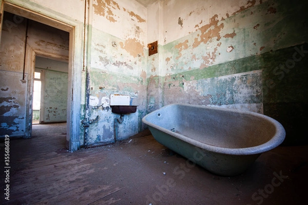 Obraz old abandoned house