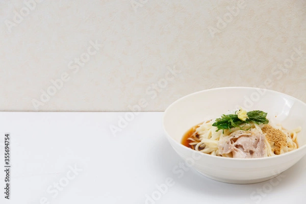 Obraz 夏にはさっぱりと冷やしうどん