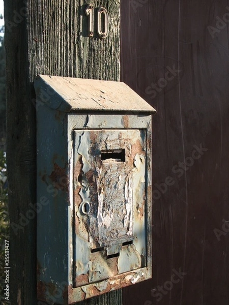 Fototapeta Rusty mailbox