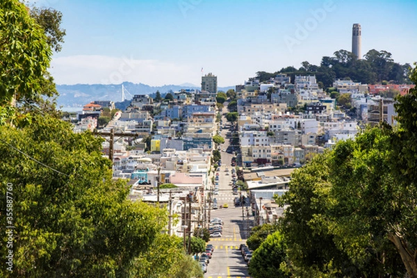 Obraz View towards San Francisco Bay, Russian Hill and North Beach of San Francisco from high point showing hilly terrain and Colt Tower in the 