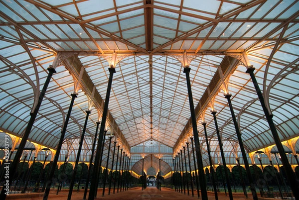 Obraz Szklarnia w ogrodach Lal Bagh w Bangalore w Indiach