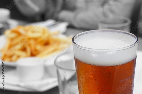 Fototapeta ビールとポテト