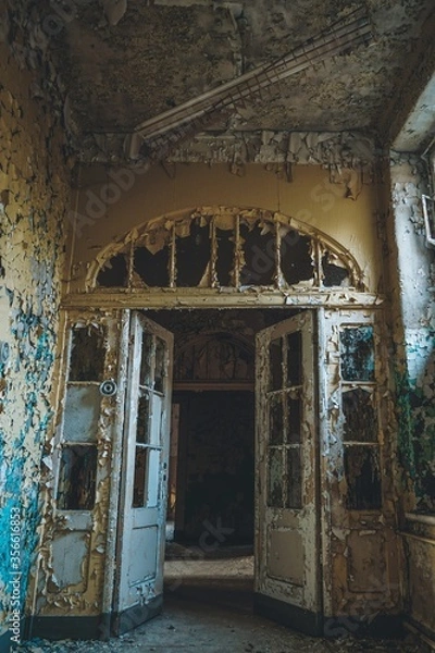 Obraz Abandoned buldings in abandoned former soviet military base, Germany