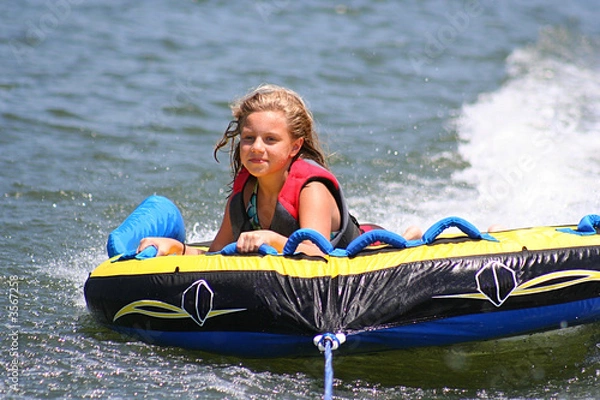 Obraz Tubing on the Lake