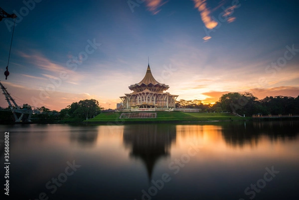 Obraz A quiet morning view Kuching riverfront, Sarawak